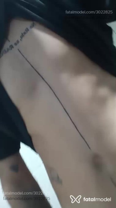 Acompanhante homem com cabelo castanho de olhos castanhos em Rio de Janeiro - Guitattoo