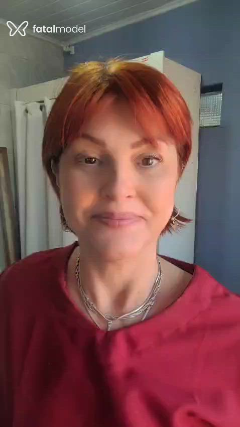 Acompanhante mulher ruiva (o) de olhos castanhos em São Paulo Acompanhante mulher ruiva (o) de olhos castanhos em São Paulo - Marina Ruivosa