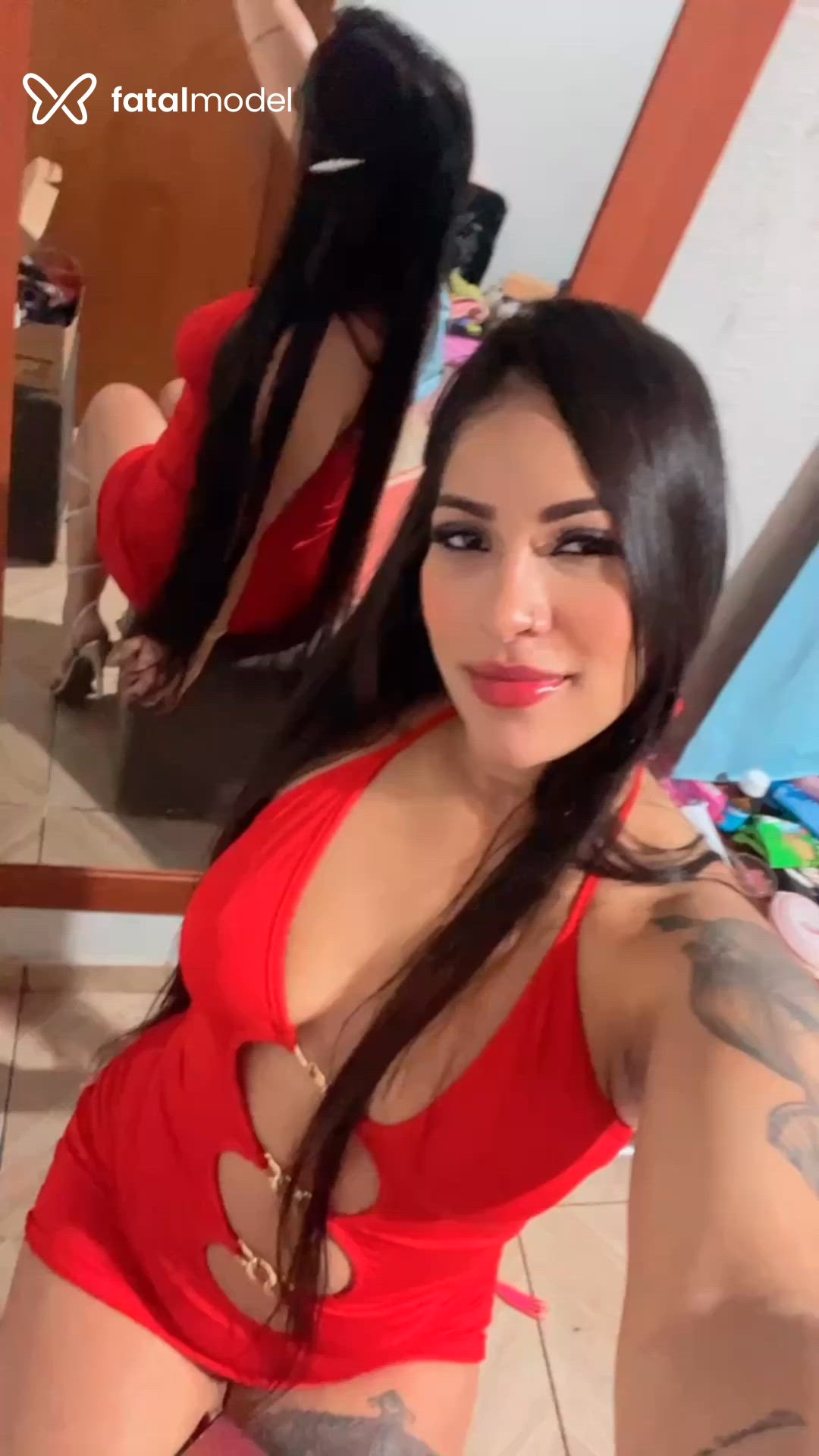 Acompanhante mulher morena (o) de olhos castanhos em Umuarama Acompanhante mulher morena (o) de olhos castanhos em Umuarama - Carla Maria