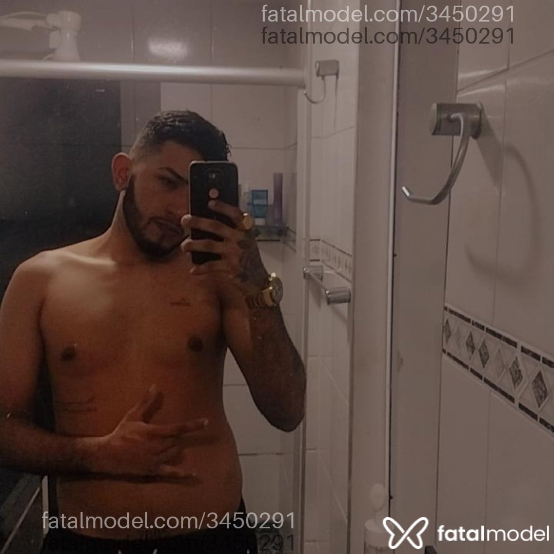 Acompanhante homem morena (o) de olhos castanhos em Fortaleza Acompanhante homem morena (o) de olhos castanhos em Fortaleza - Abraão
