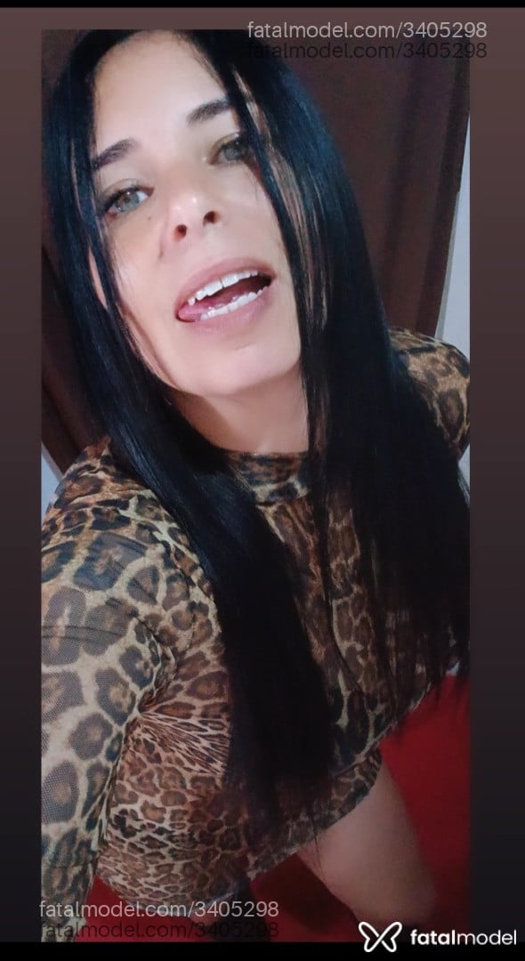 Acompanhante mulher morena (o) de olhos verdes em Capão da Canoa Acompanhante mulher morena (o) de olhos verdes em Capão da Canoa - Docepaixao