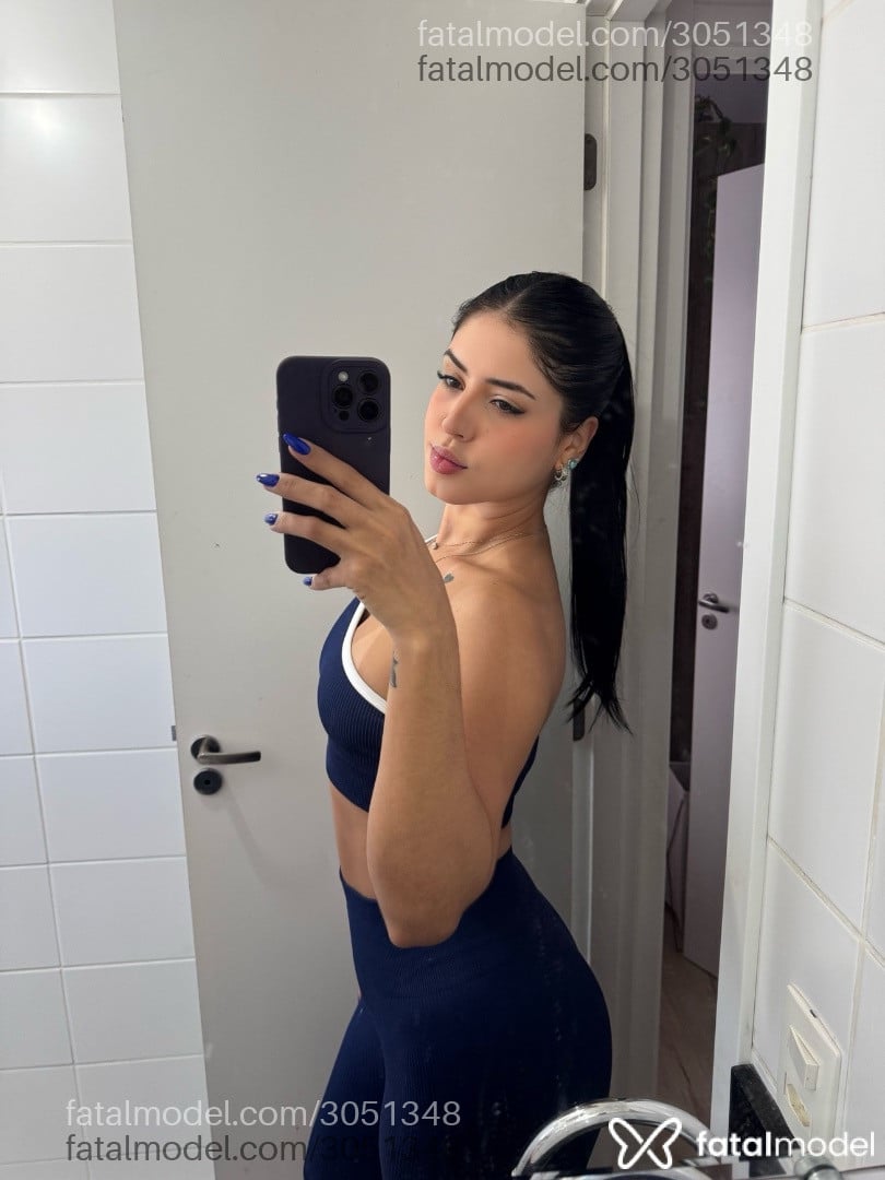 Acompanhante mulher morena (o) de olhos castanhos em São Paulo Acompanhante mulher morena (o) de olhos castanhos em São Paulo - Isadora