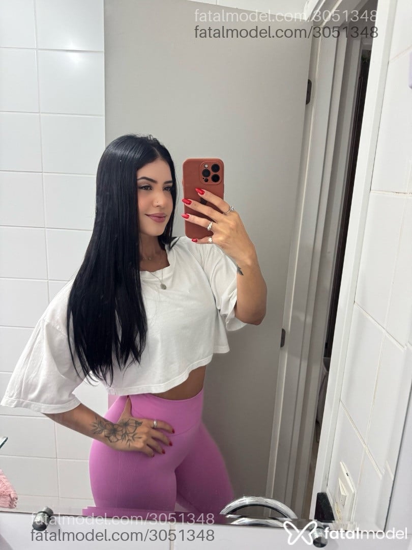 Acompanhante mulher morena (o) de olhos castanhos em São Paulo Acompanhante mulher morena (o) de olhos castanhos em São Paulo - Isadora