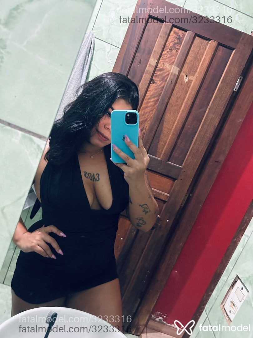 Acompanhante mulher morena (o) de olhos castanhos em Campo Novo do Parecis - Bruna