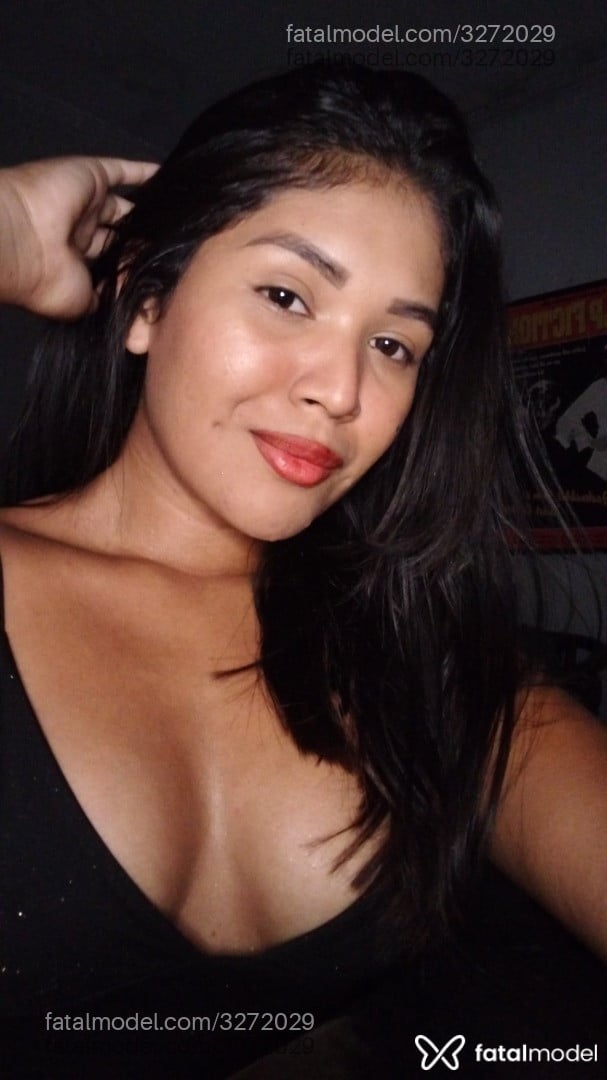Acompanhante mulher morena (o) de olhos castanhos em Goiânia - Pocah
