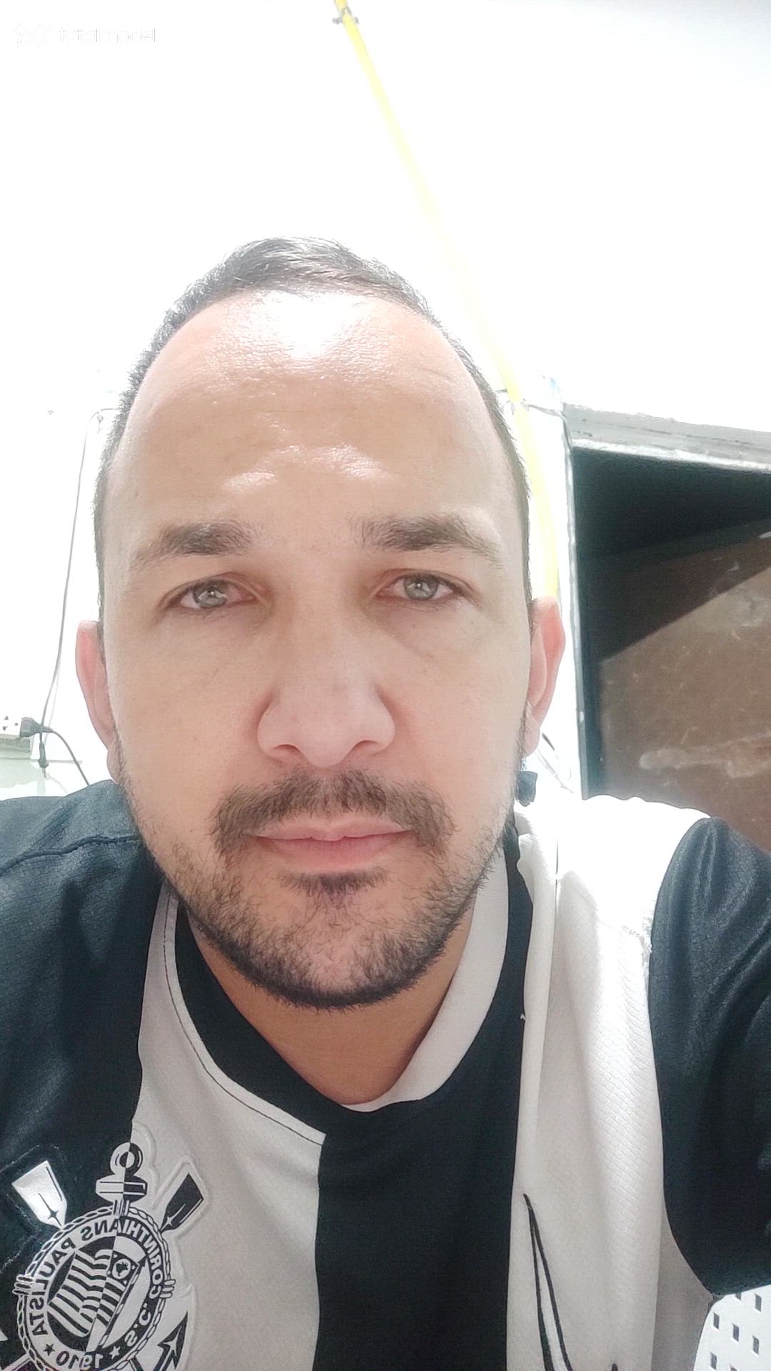 Acompanhante homem loira (o) de olhos verdes - Neto Namorador Acompanhante homem loira (o) de olhos verdes - Neto Namorador