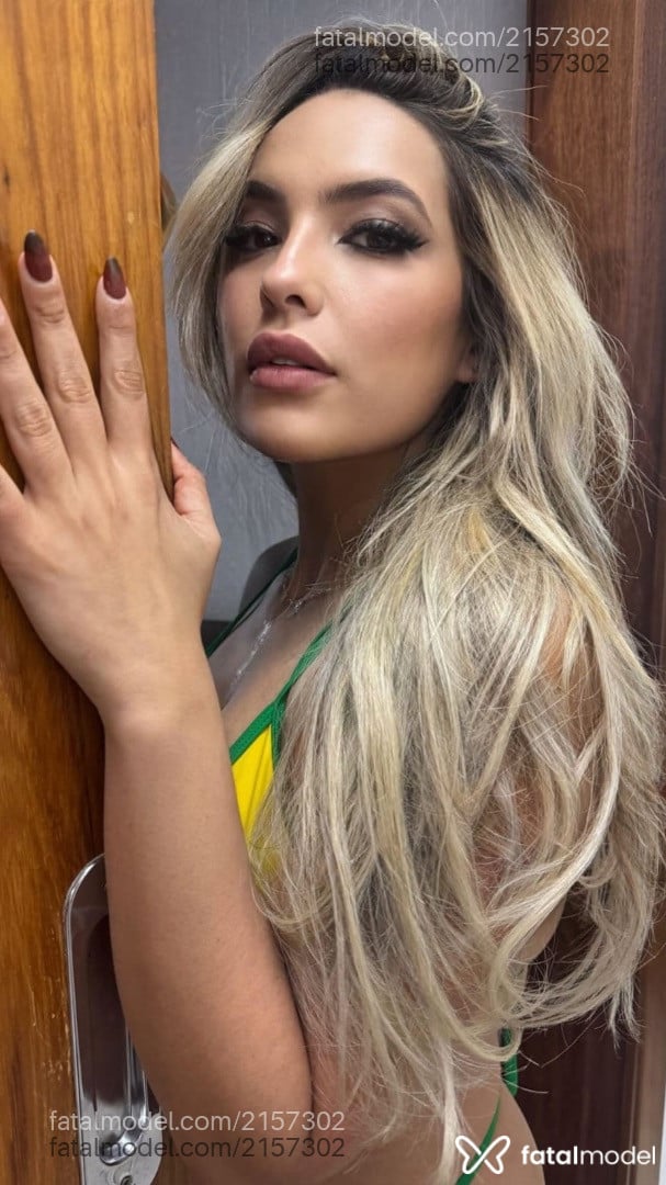 Acompanhante mulher loira (o) de olhos mel em São Paulo - Alyne