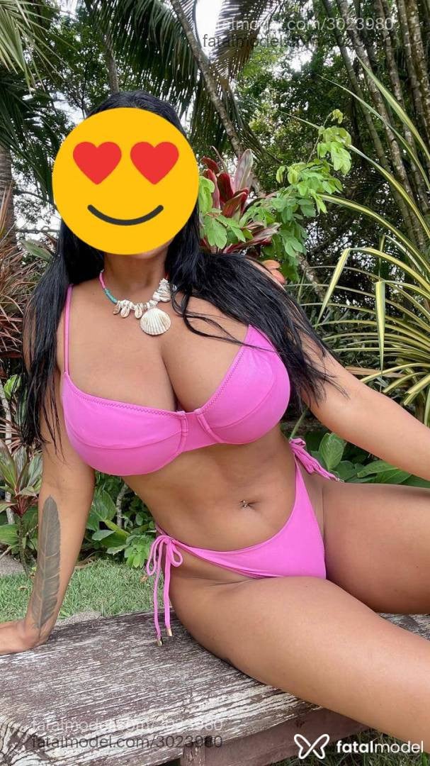 Acompanhante mulher morena (o) de olhos pretos em Santo Antônio de Pádua - Tainá Bellini
