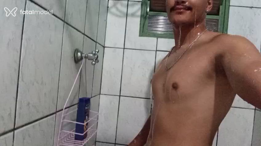 Acompanhante homem morena (o) de olhos castanhos em Três Lagoas - João Pedro