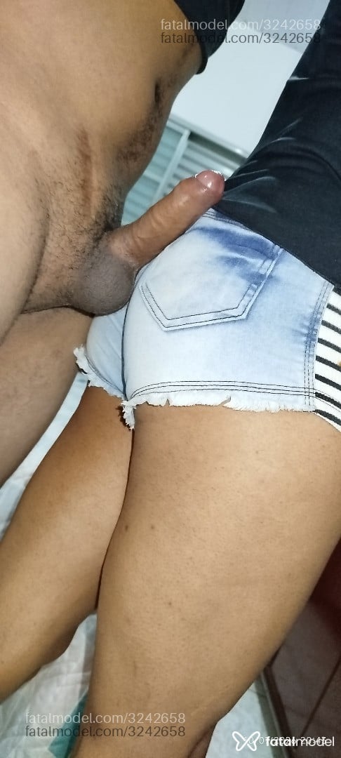 Acompanhante homem morena (o) de olhos castanhos - Mineirinho Acompanhante homem morena (o) de olhos castanhos - Mineirinho