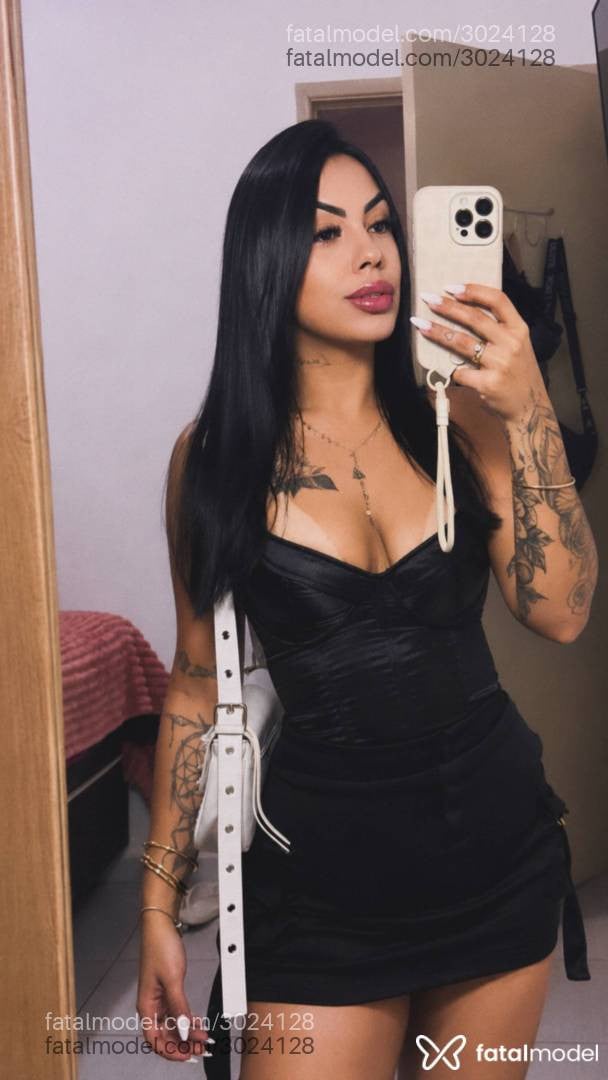 Acompanhante mulher morena (o) de olhos castanhos - Aryadne