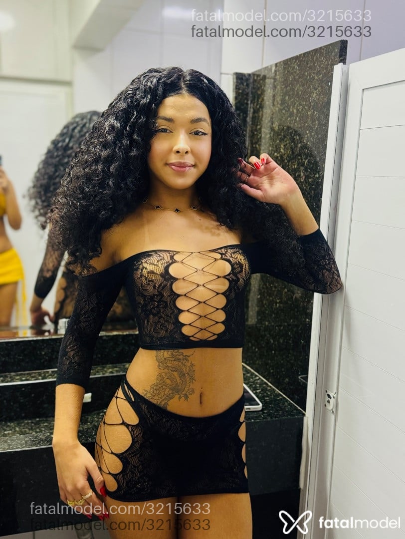 Acompanhante mulher morena (o) de olhos castanhos - Mariana