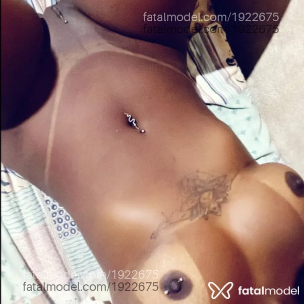 Acompanhante mulher morena (o) de olhos pretos - Andressa Souza