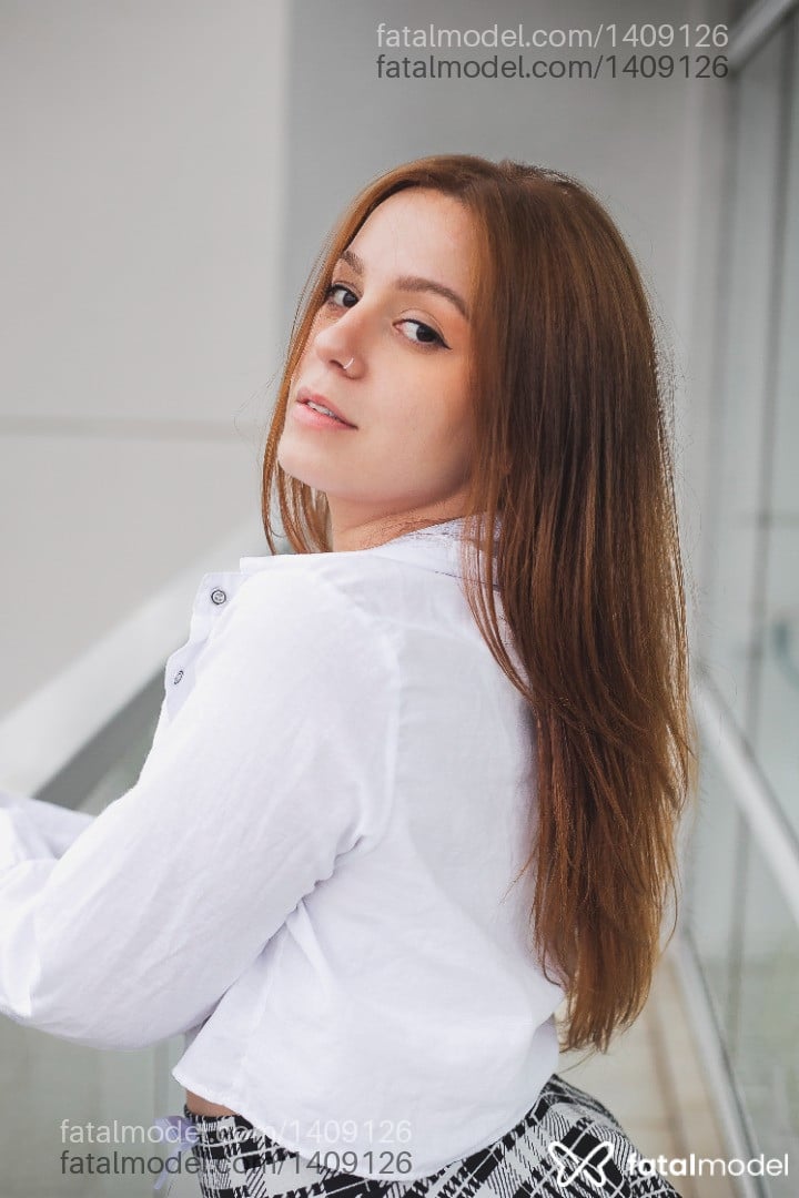 Acompanhante mulher ruiva (o) de olhos castanhos em São Paulo - Luana