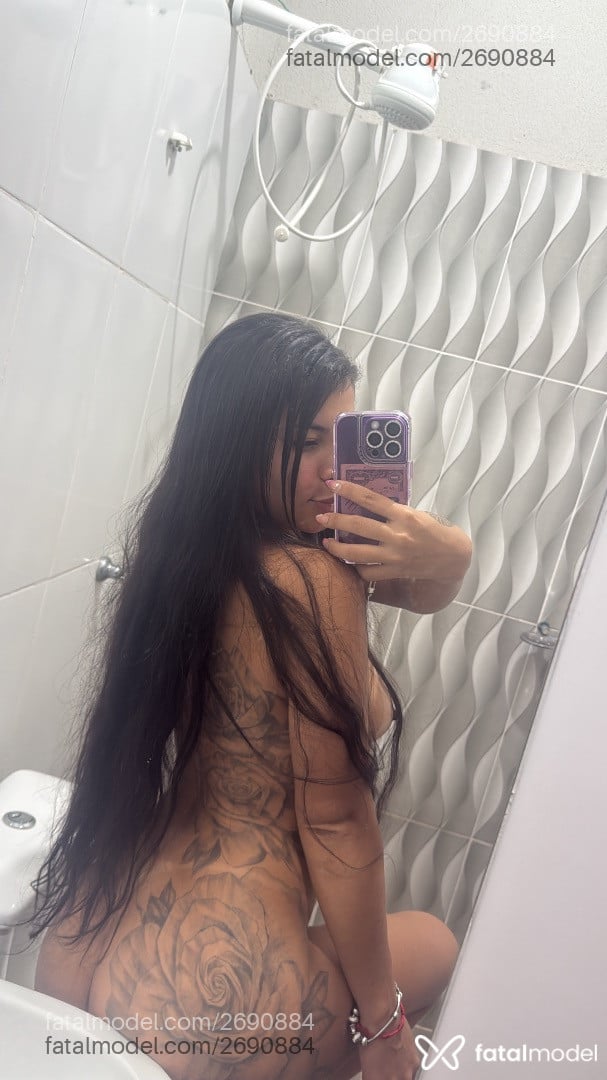 Acompanhante mulher morena (o) de olhos castanhos - Misteriosaa Acompanhante mulher morena (o) de olhos castanhos - Misteriosaa