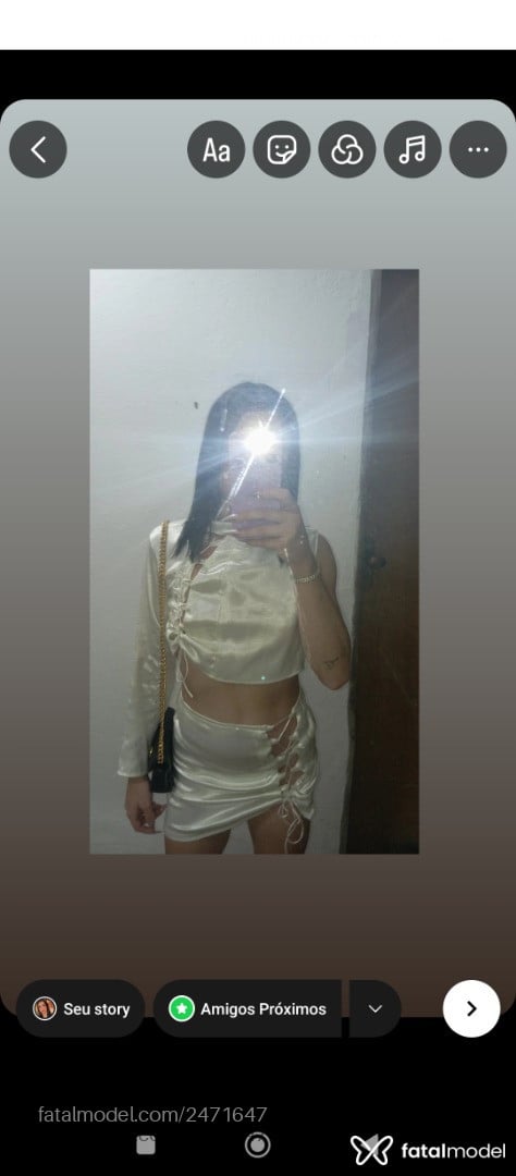 Acompanhante mulher trans com cabelo castanho de olhos verdes em Virtual - Luanny Moura
