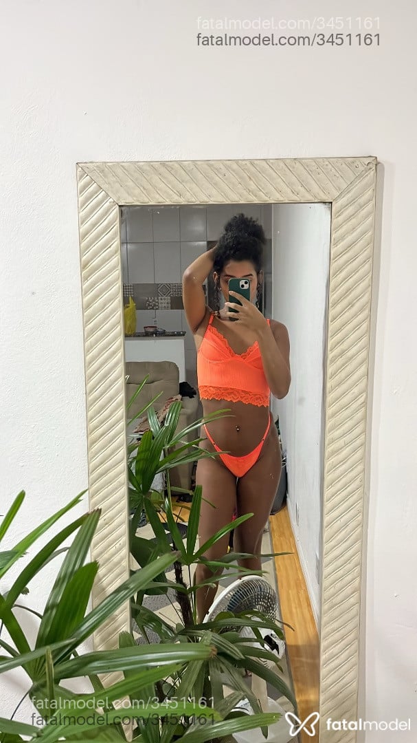 Acompanhante mulher trans morena (o) de olhos castanhos em Rio de Janeiro Acompanhante mulher trans morena (o) de olhos castanhos em Rio de Janeiro - Ágatha