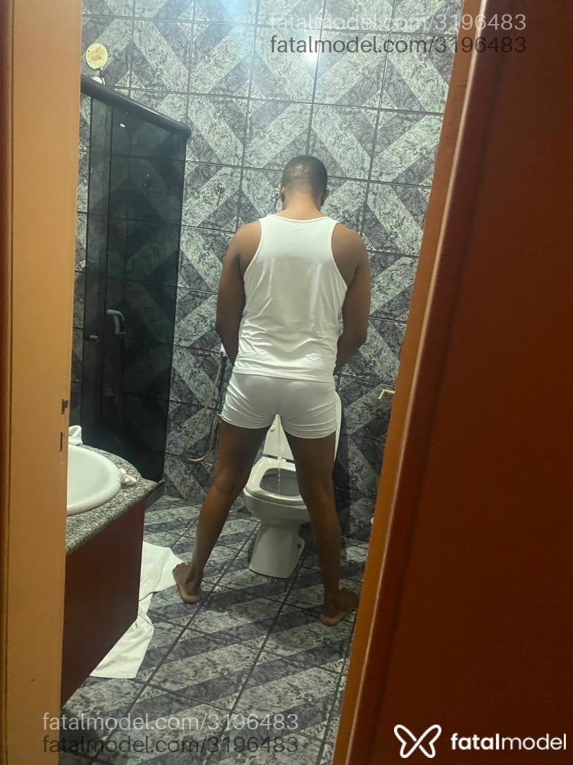 Acompanhante homem com cabelo castanho de olhos pretos em Campos dos Goytacazes - Paulo