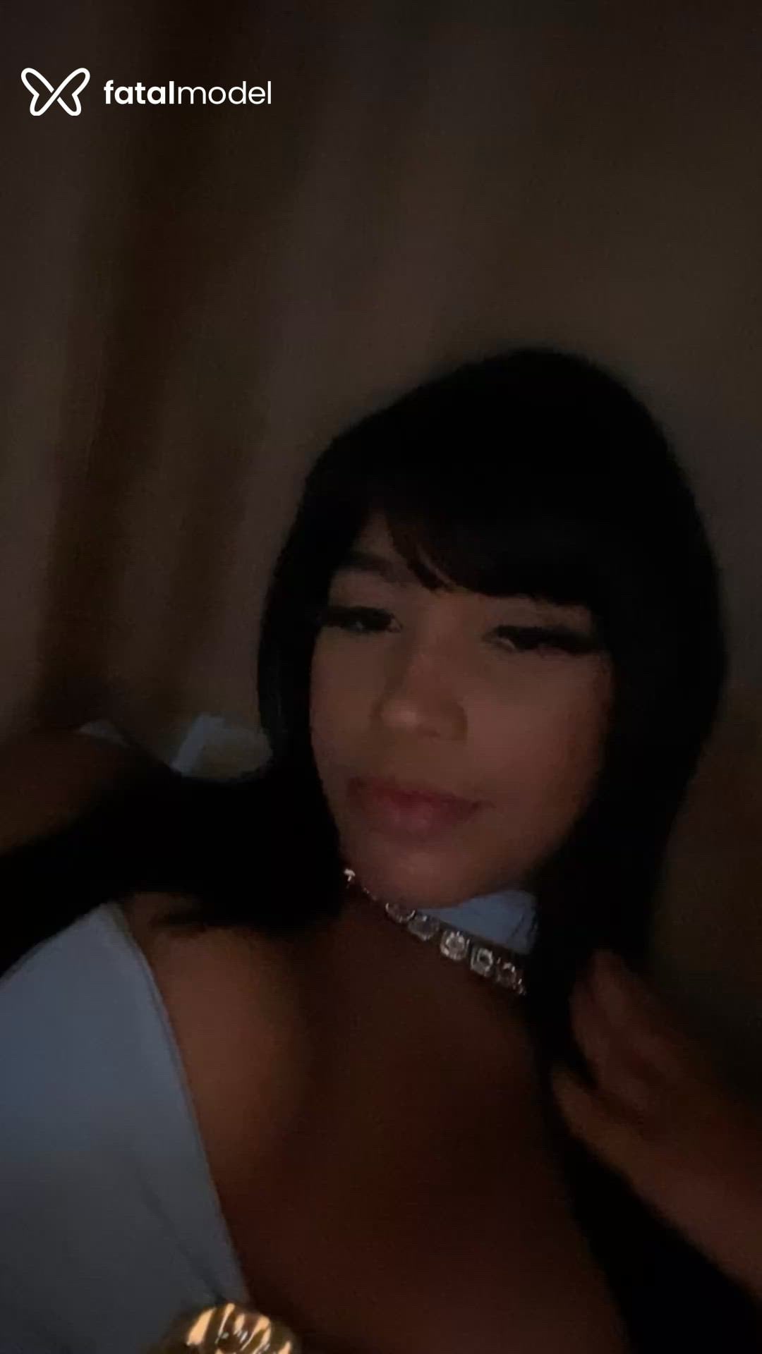 Acompanhante mulher morena (o) de olhos mel - Fernanda Yra