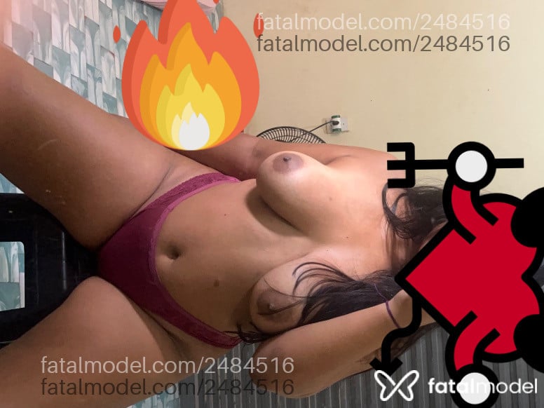 Acompanhante mulher morena (o) de olhos castanhos em Ananindeua - Sharlotte