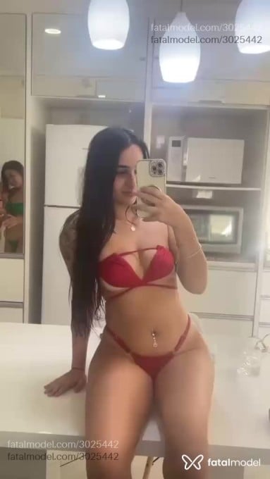 Acompanhante mulher morena (o) de olhos castanhos em São José - Any Silva