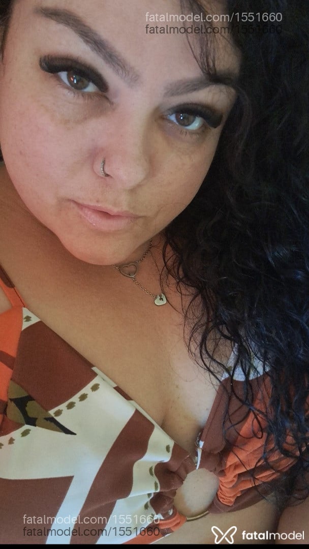 Acompanhante mulher morena (o) de olhos mel em Juiz de Fora - TINA BORGES