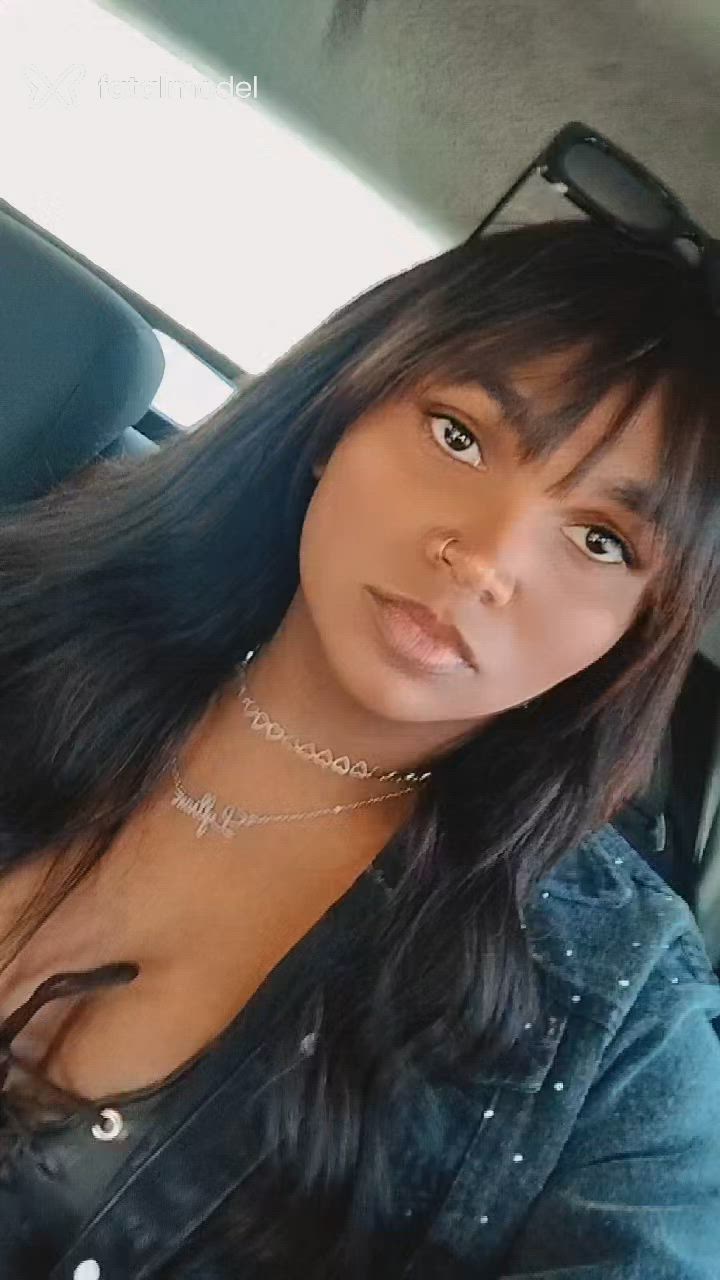 Acompanhante mulher trans morena (o) de olhos castanhos - Samantha Acompanhante mulher trans morena (o) de olhos castanhos - Samantha
