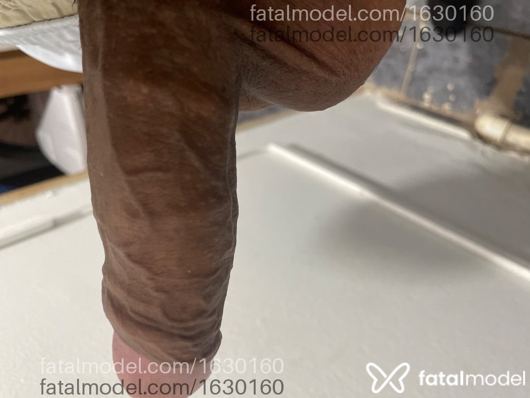 Acompanhante homem morena (o) de olhos castanhos em Uberlândia - costa