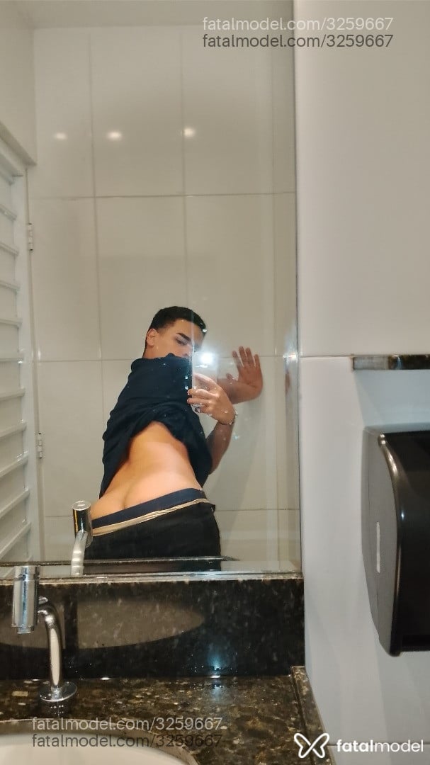 Acompanhante homem com cabelo castanho de olhos castanhos em Caruaru - Vinny