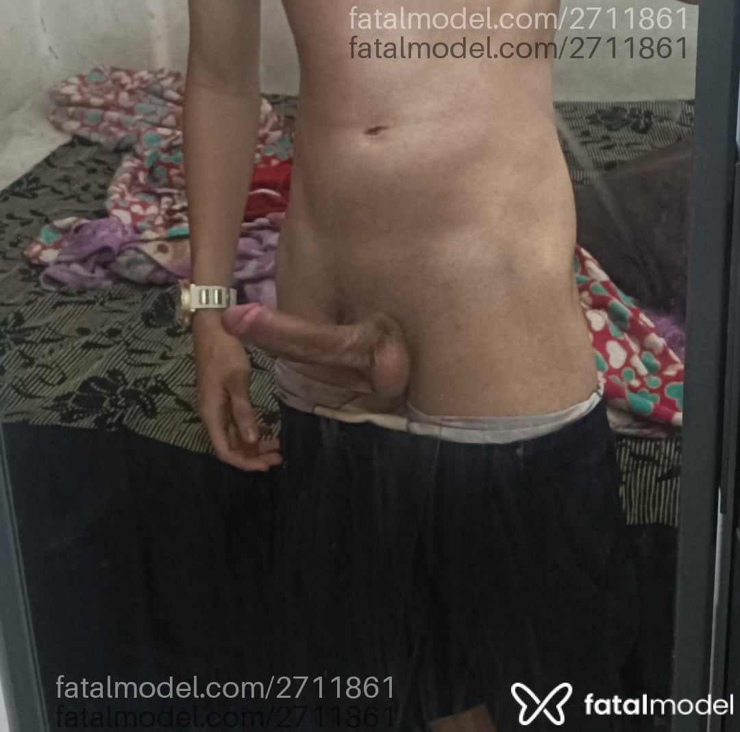 Acompanhante homem morena (o) de olhos castanhos - Sheik Rb
