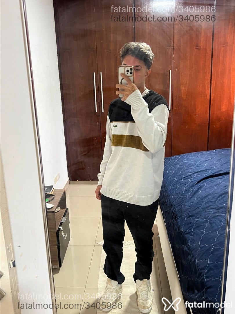 Acompanhante homem com cabelo castanho de olhos castanhos em Goiânia - Fernandes