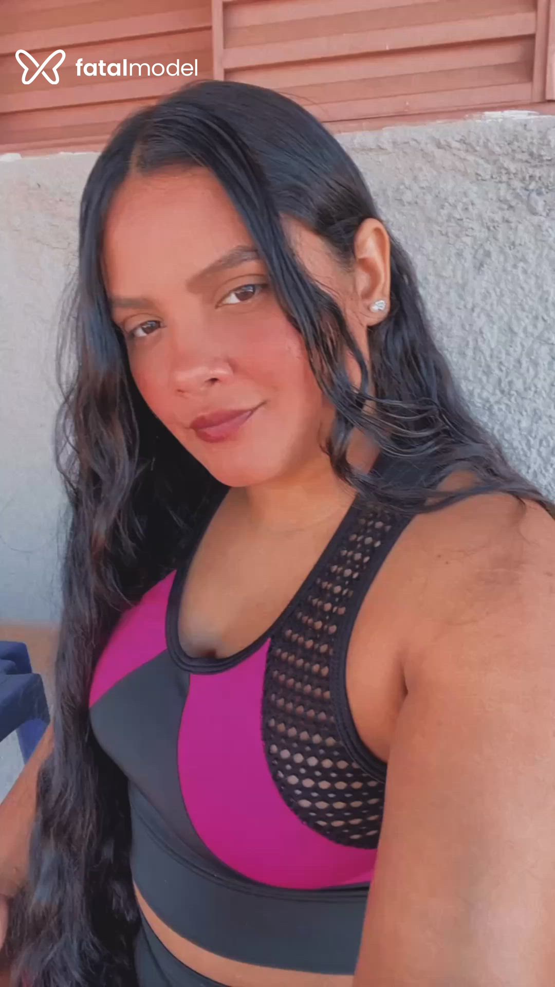 Acompanhante mulher morena (o) de olhos castanhos em Prata - Tainá
