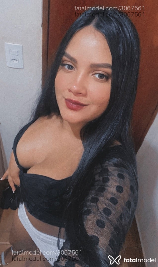 Acompanhante mulher morena (o) de olhos castanhos em Prata - Tainá