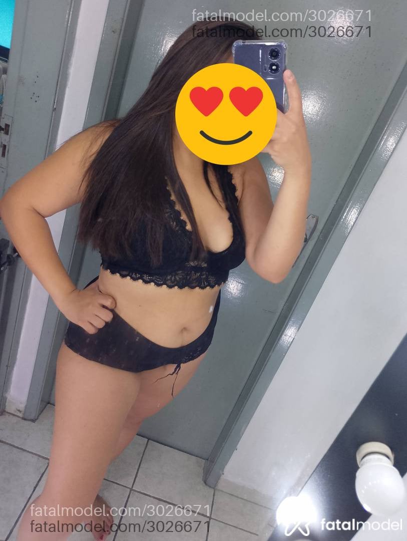 Acompanhante mulher morena (o) de olhos verdes em São Paulo - Lorena Albuquerque