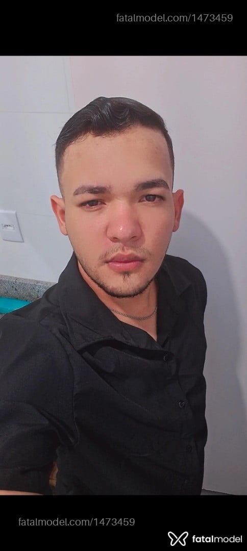 Acompanhante homem morena (o) de olhos castanhos em Cuiabá Acompanhante homem morena (o) de olhos castanhos em Cuiabá - Bruno Ramos