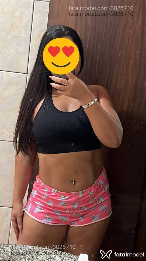 Acompanhante mulher morena (o) de olhos castanhos em Oliveira Acompanhante mulher morena (o) de olhos castanhos em Oliveira - Camila Hah