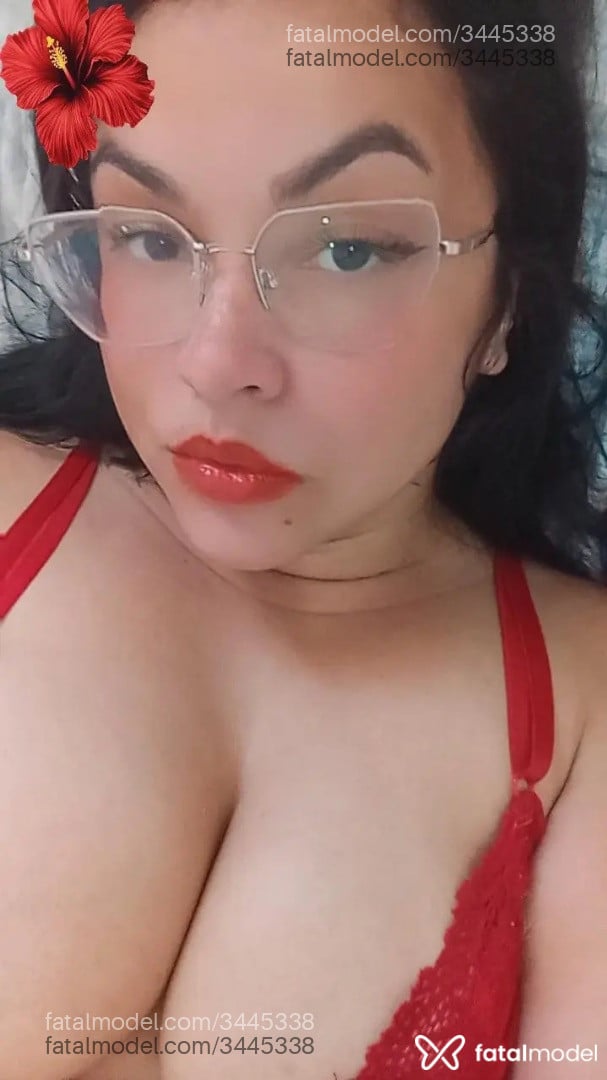 Acompanhante mulher morena (o) de olhos pretos em São José - Lindany