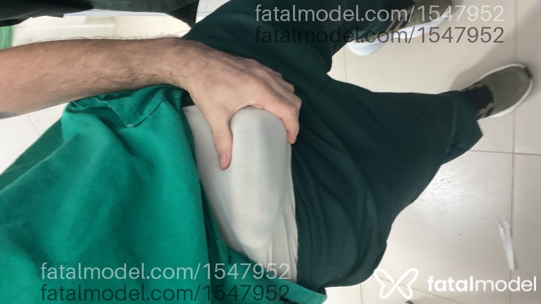 Acompanhante homem morena (o) de olhos castanhos - Mateus