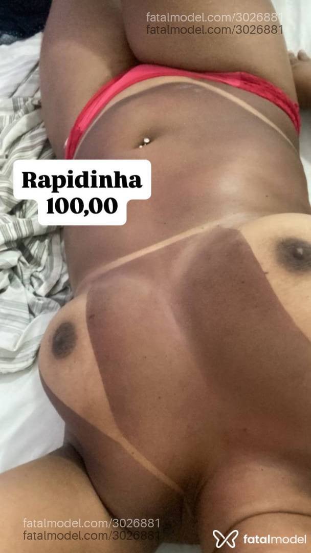 Acompanhante mulher morena (o) de olhos pretos - Melissa Ferrari Acompanhante mulher morena (o) de olhos pretos - Melissa Ferrari