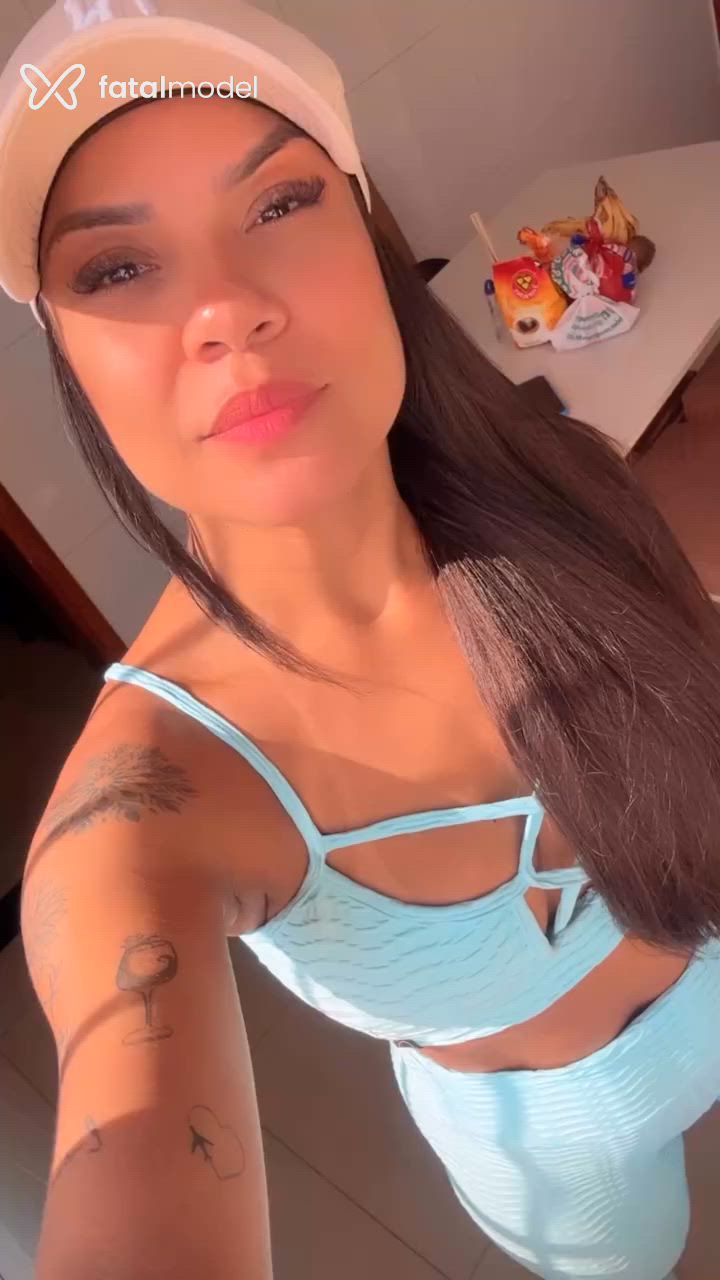 Acompanhante mulher com cabelo castanho de olhos pretos - Luiza medina Acompanhante mulher com cabelo castanho de olhos pretos - Luiza medina