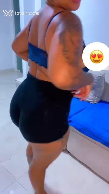 Acompanhante mulher morena (o) de olhos castanhos - Amanda