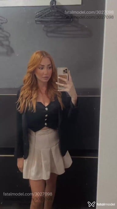 Acompanhante mulher ruiva (o) de olhos mel em São Paulo - Maya Becker