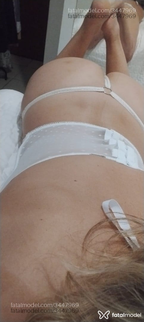 Acompanhante mulher loira (o) de olhos castanhos em Mogi das Cruzes - Bellucci