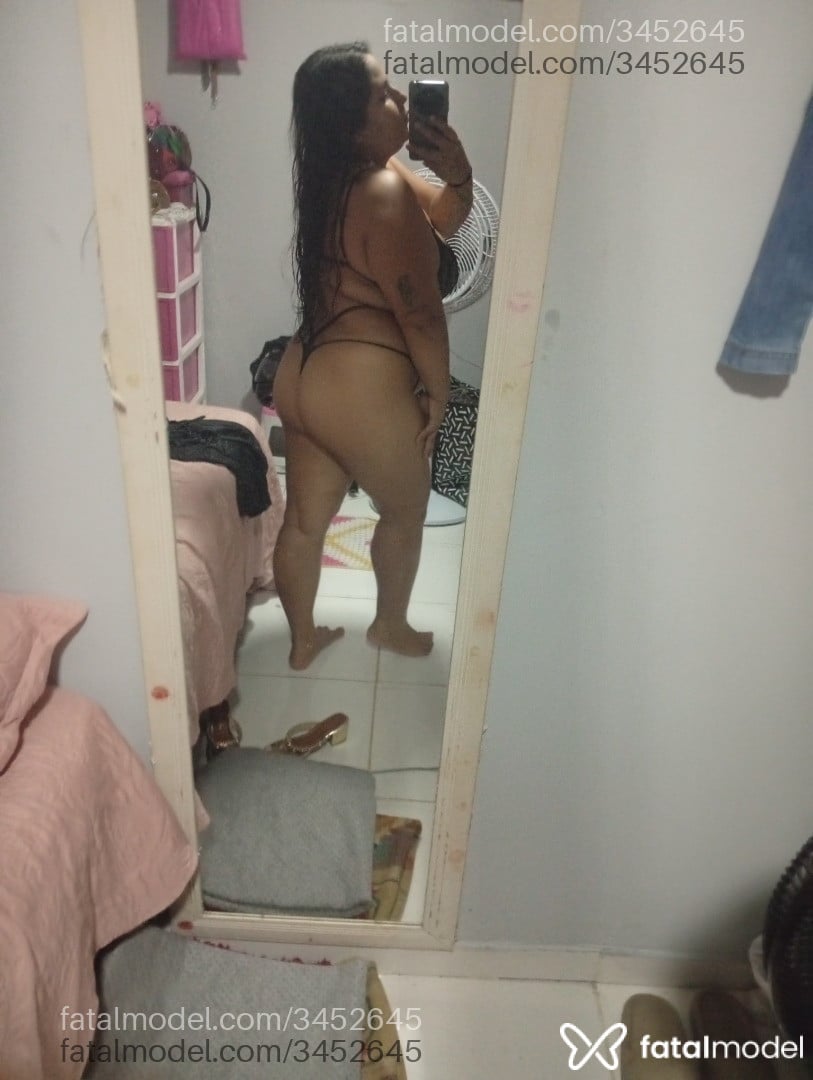 Acompanhante mulher com cabelo castanho de olhos castanhos em Boa Vista - Vitória Gomes