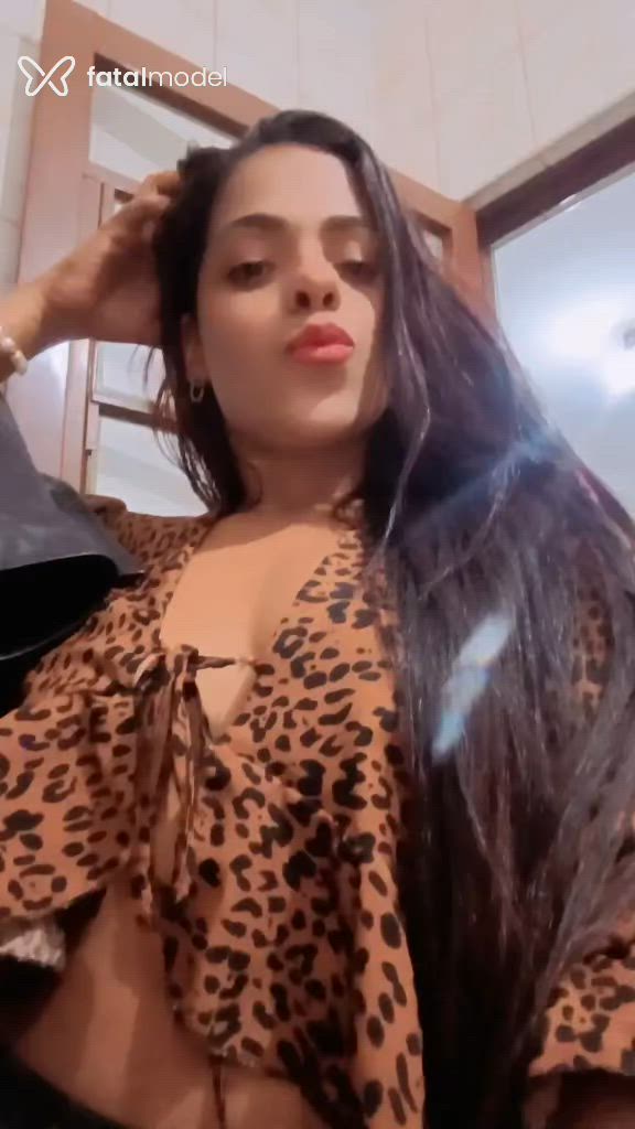 Acompanhante mulher com cabelo castanho de olhos castanhos em Artur Nogueira Acompanhante mulher com cabelo castanho de olhos castanhos em Artur Nogueira - Bruninhaasurfis