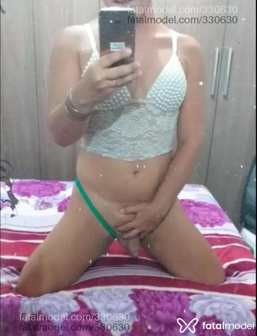 Acompanhante mulher trans com cabelo castanho de olhos castanhos em São Borja Acompanhante mulher trans com cabelo castanho de olhos castanhos em São Borja - Fernanda