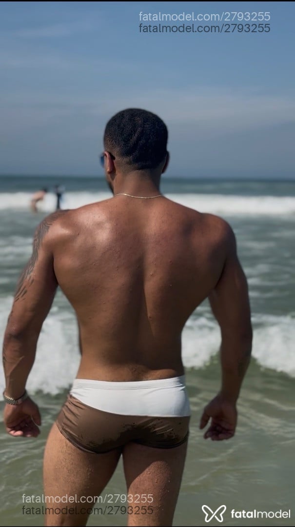 Acompanhante homem morena (o) de olhos castanhos em São Paulo - Baianinho