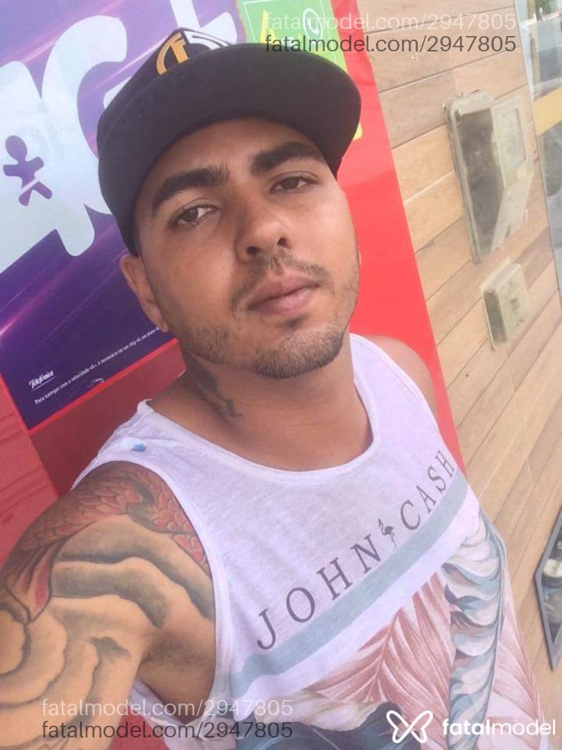 Acompanhante homem morena (o) de olhos pretos - Pedro Acompanhante homem morena (o) de olhos pretos - Pedro
