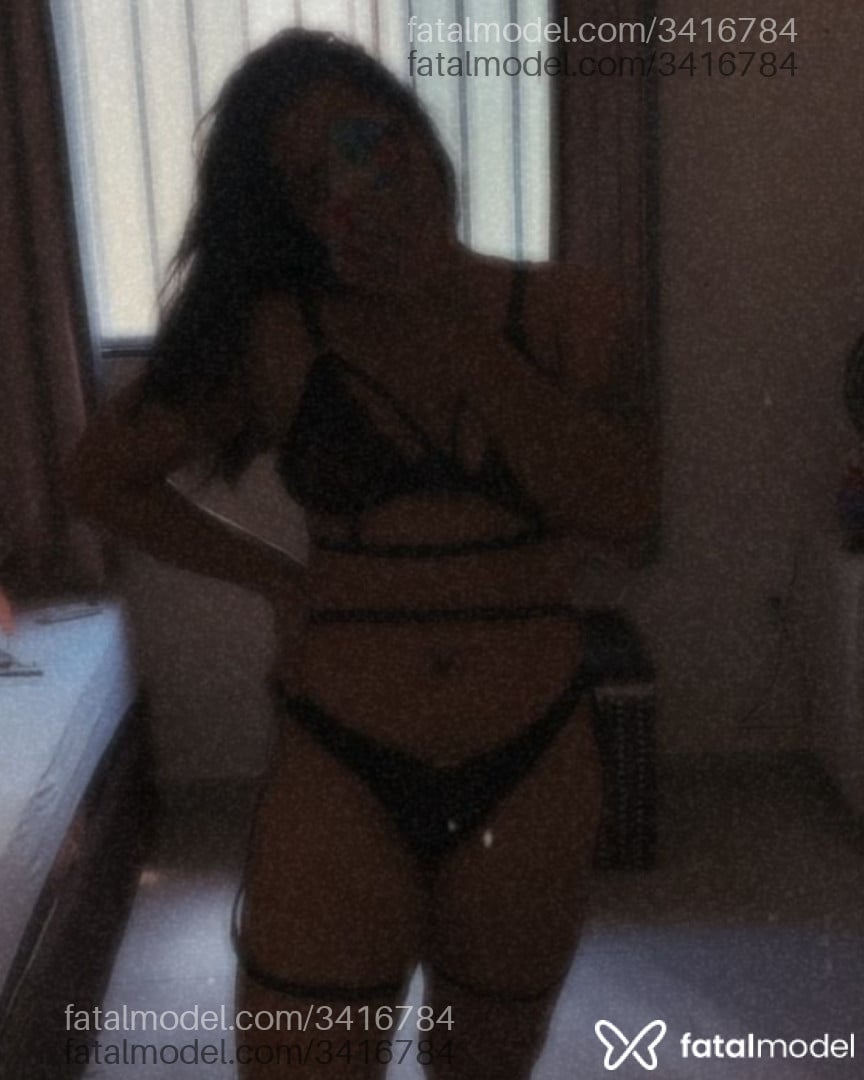 Acompanhante mulher morena (o) de olhos castanhos em Cuiabá Acompanhante mulher morena (o) de olhos castanhos em Cuiabá - Ana Julia