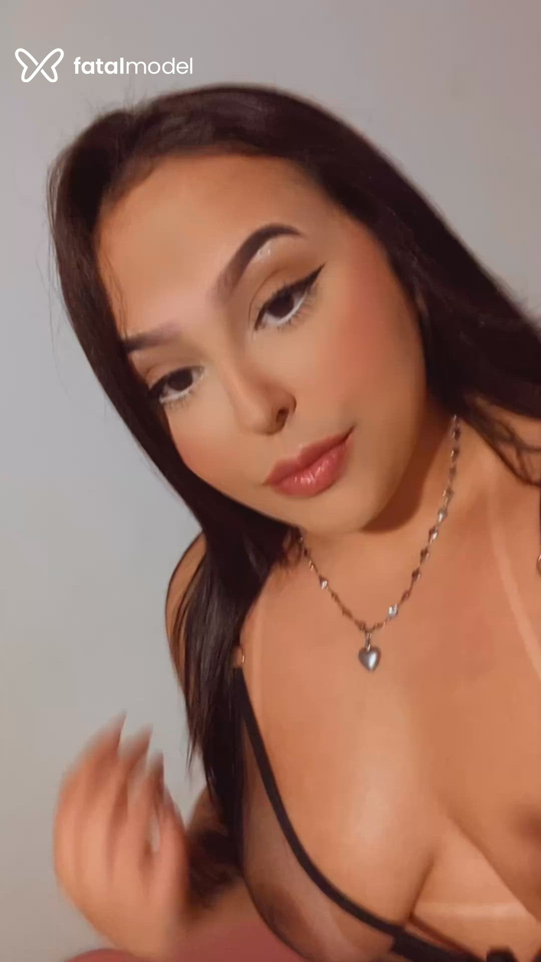 Acompanhante mulher morena (o) de olhos pretos - Letícia Lopes Acompanhante mulher morena (o) de olhos pretos - Letícia Lopes